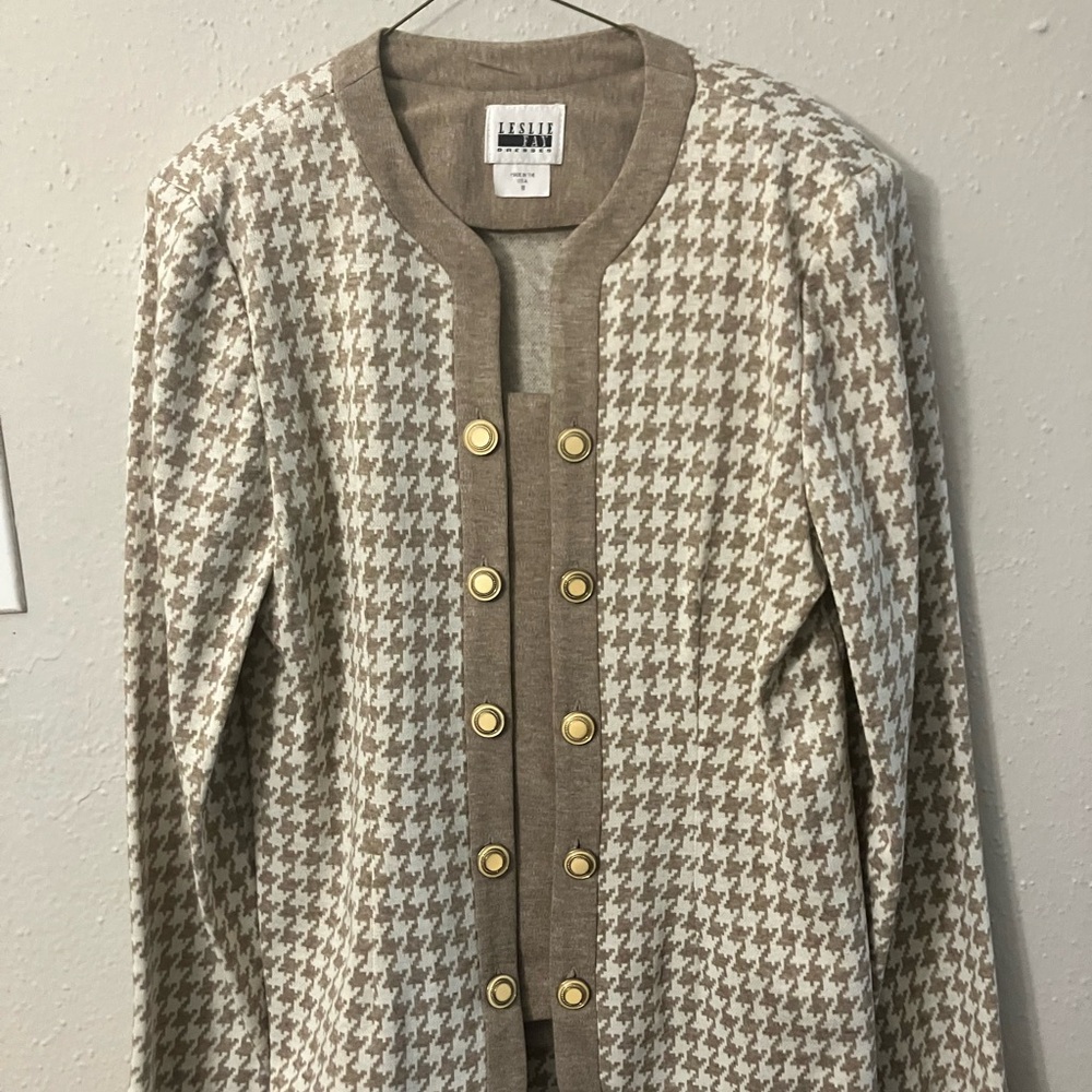 Leslie Fay Women's Tan Houndstooth Sweater - Picture 16 of 16